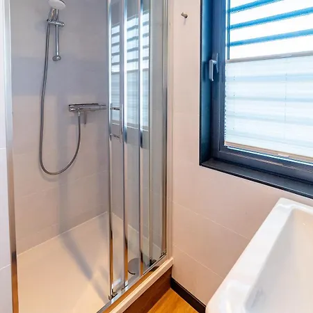 Floatinghouse Lp7 * Peenemunde