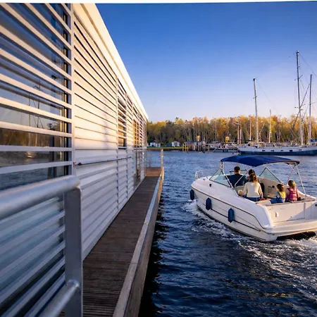 Сasa de vacaciones Floatinghouse Lp7 *